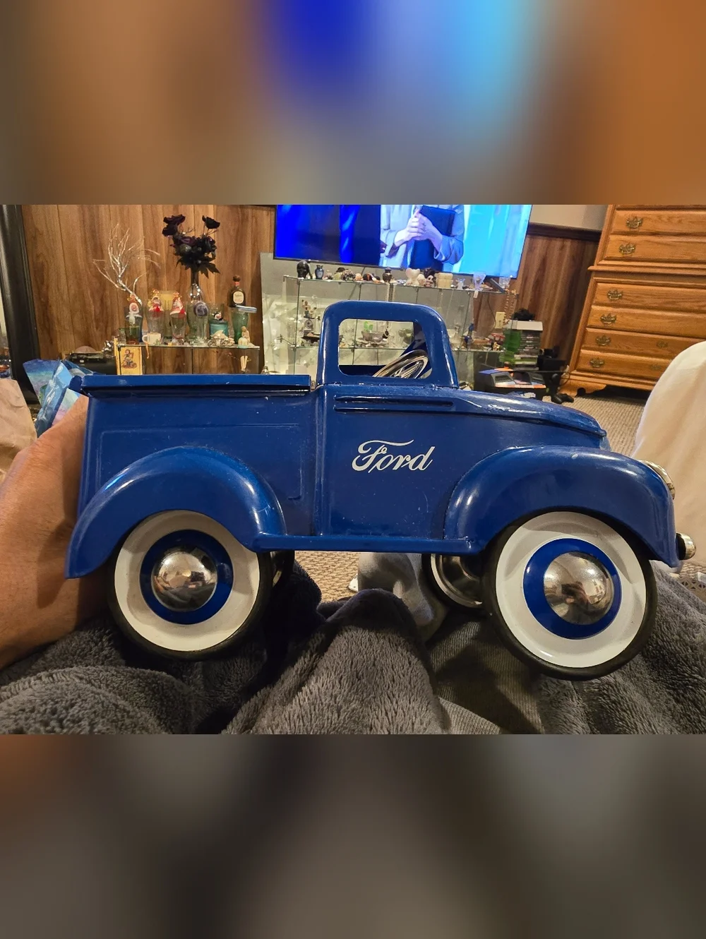 3 Teleflora Ford F-1 Pick Up Truck Blue Metal Planter 1940s Toy/Lawn/garden - Picture 1 of 12